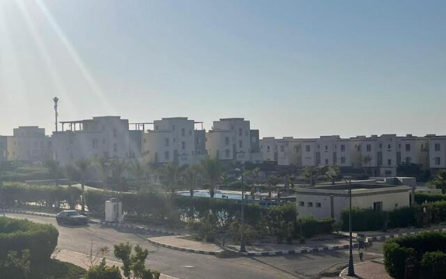 Amwaj 2 bedrooms D4