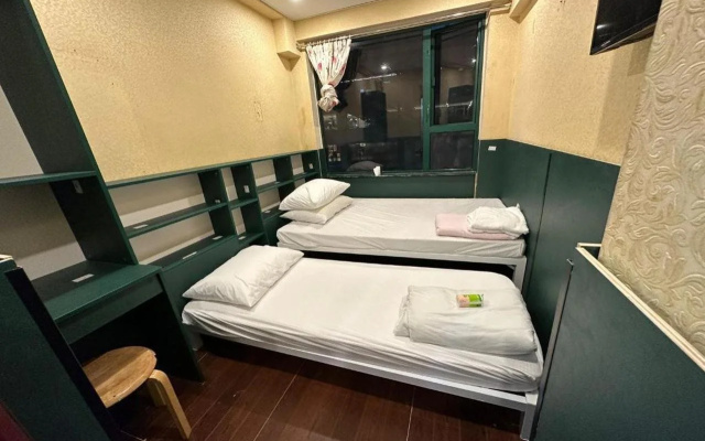 168 Youth Hostel – Guest Rooms – Kowloon