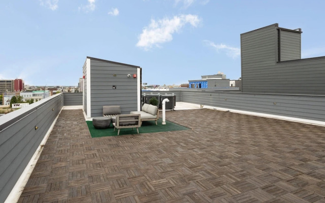 Sosuite 2BR Loft w W/d, Shared Roofdeck