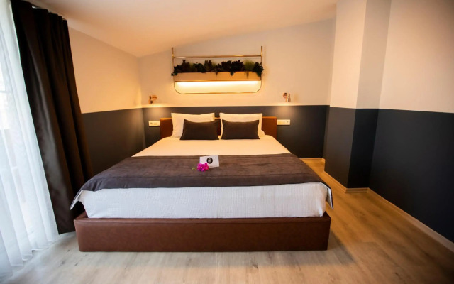 Urla 1867 Hotel