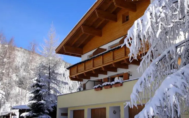 Ferienhaus - Appartements Padrins