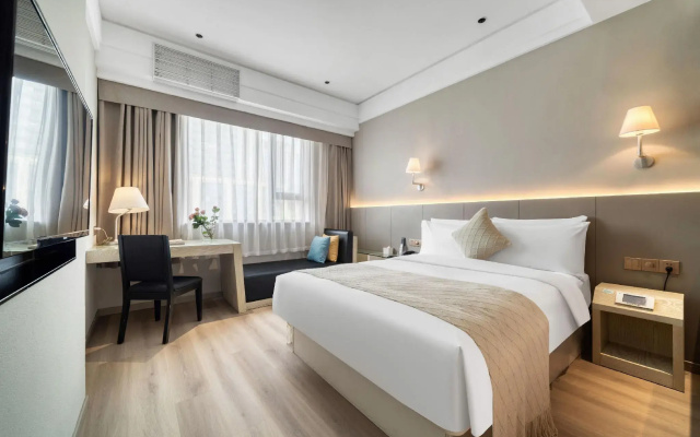 Hansen Books Music Hotel
