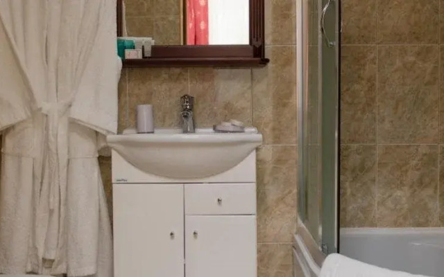 Naftusya Hotel