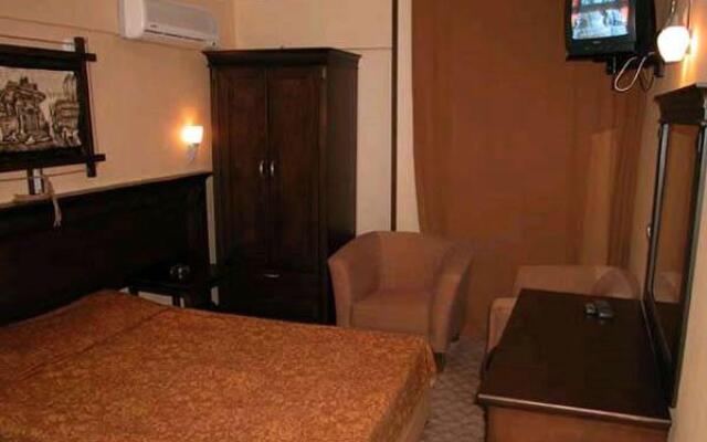 Karen Hotel