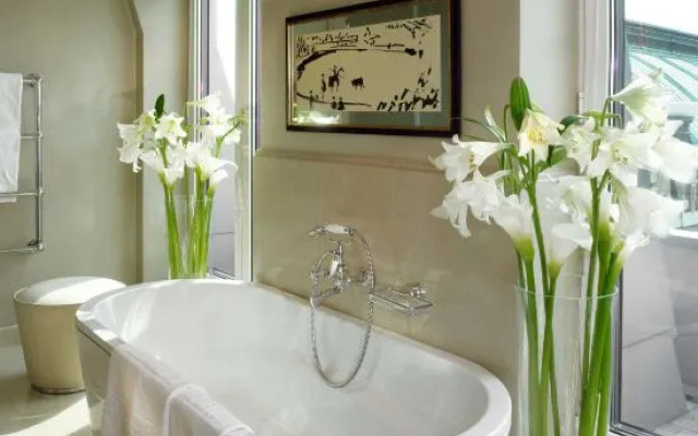 Qingshu Holiday Villa Hotel(Longmen Zhuxi Shanjing)