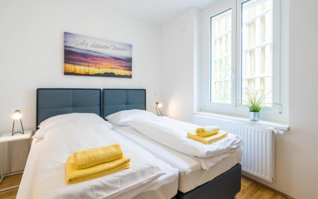 FeelGood Apartments SmartLiving | contactless check-in