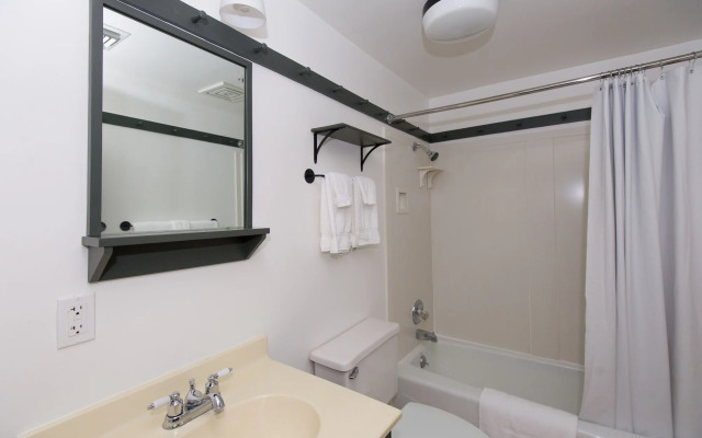 Shaker Village of Pleasant Hill