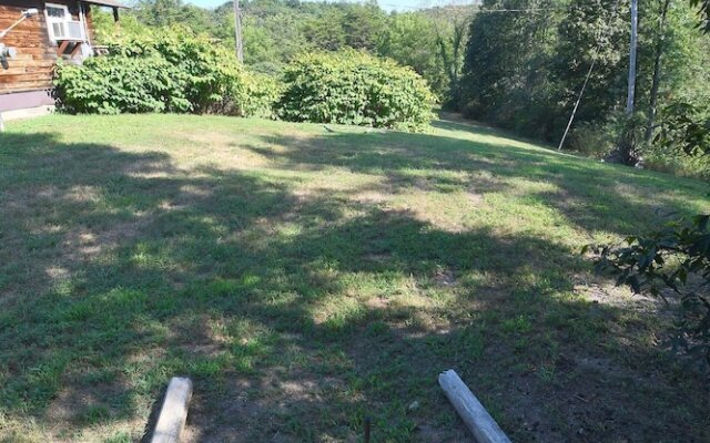 Whispering Hills - Couples Getaway