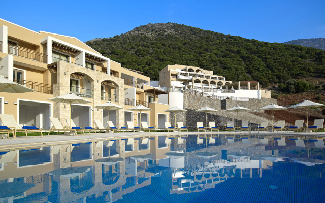 Filion Suites Resort & Spa