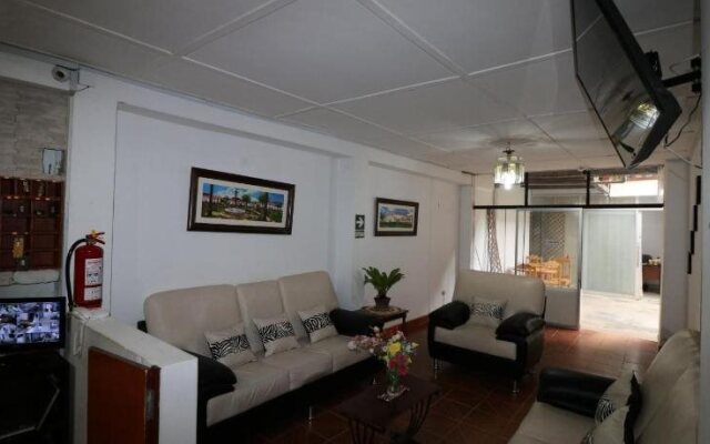 Hostal El Tambo