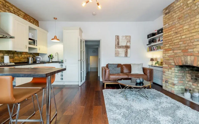 Vauxhall Park Views - 2 Bed Flat by BaseToGo