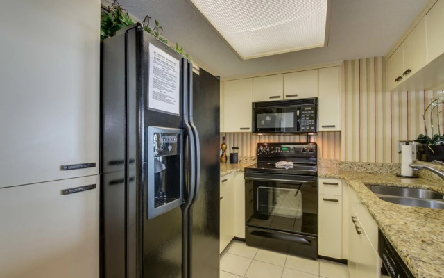 South Hampton 503 2br 2ba Oceanview 2 Bedroom Condo by RedAwning