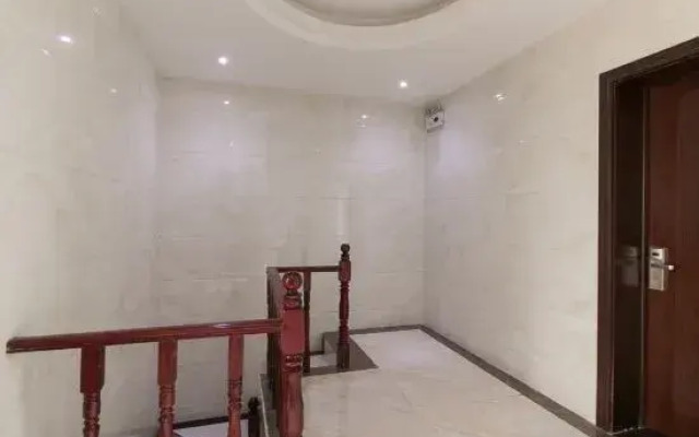 Lingbi Xinxin Express Hotel