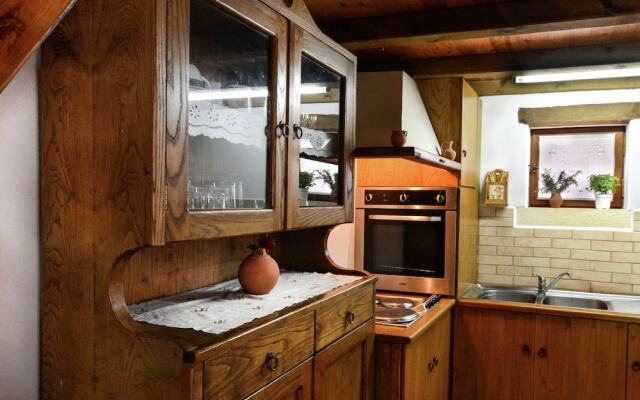 Lovely Holiday Home in Kalamitsi Alexandrou