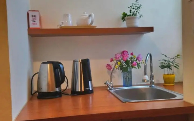 Flower Homestay