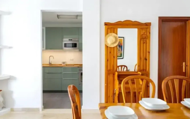 Apartment - 2 Bedrooms with Pool and WiFi - 107867