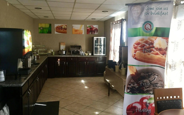 Quality Inn Dublin I-81