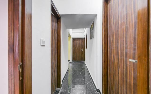 OYO 79204 Collection O SOUTH EX GOLDEN