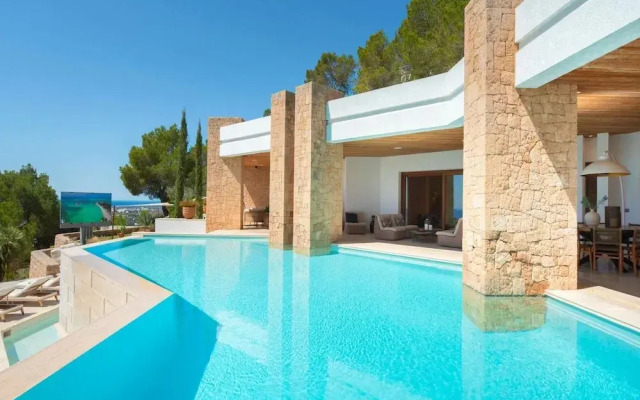 Appealing Villa Near Ibiza Town