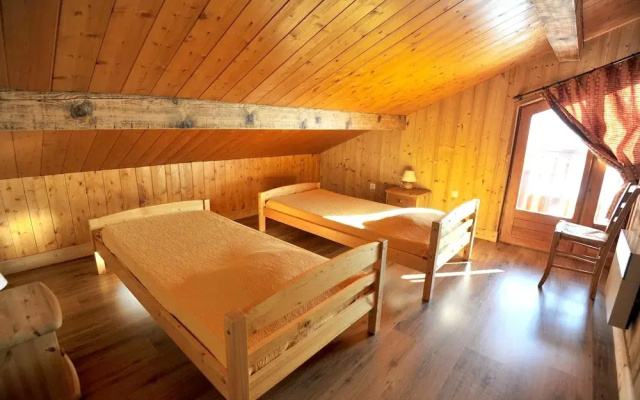 Apartment With 4 Bedrooms in Champagny-en-vanoise, With Wonderful Moun