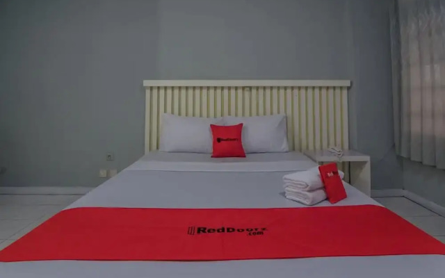 RedDoorz near Farm House 2