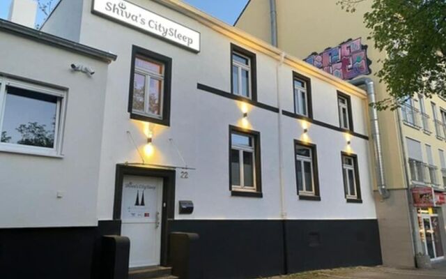 Shivas City Aparthotel