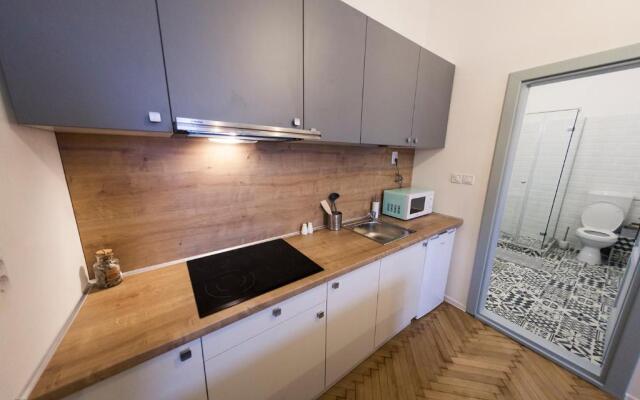 Central Luxury 4A