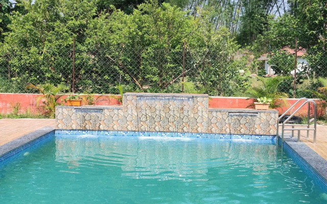 Tribal Wood Resort