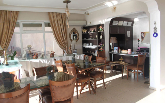 Foca Kumsal Hotel