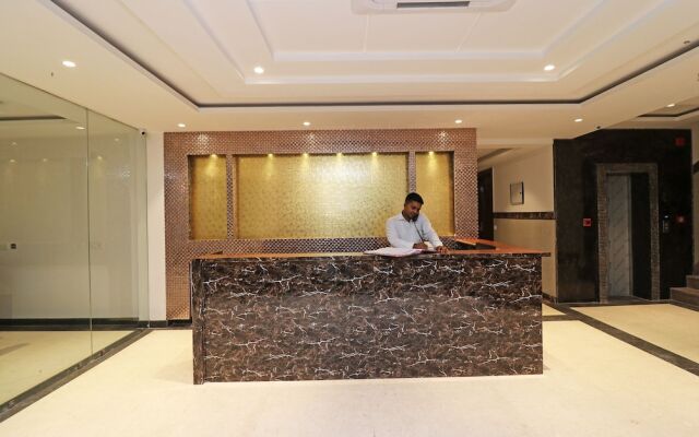 Capital O 16651 GRD SUITES