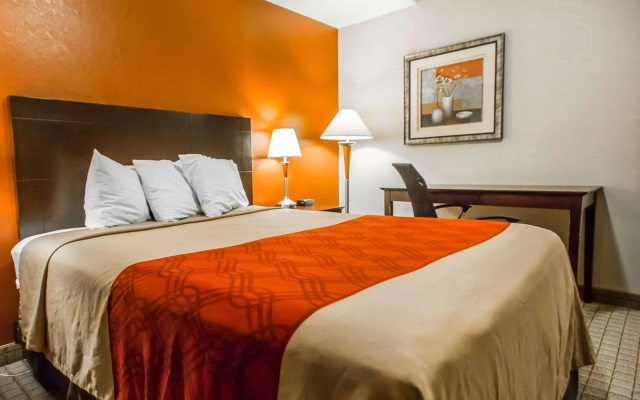 Econo Lodge Inn & Suites Old Saybrook Westbrook