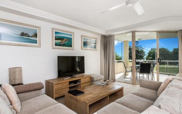 Byron Bay Accom Unit 4 54 Lawson Street, Byron Bay - The Palms – Guest Rooms – Byron Bay