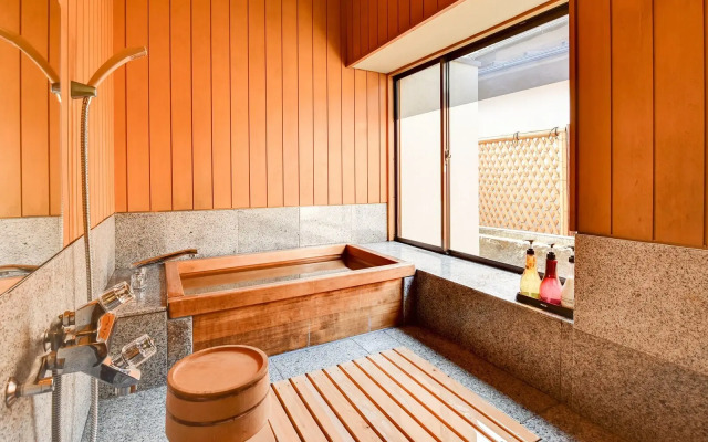 Hotel Hagoromo