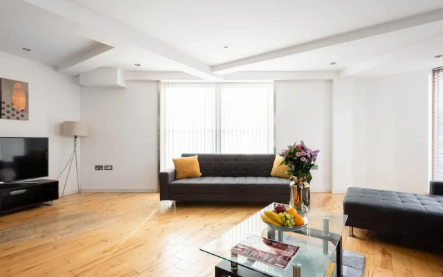 Platinum Apartment next to London Bridge 9995
