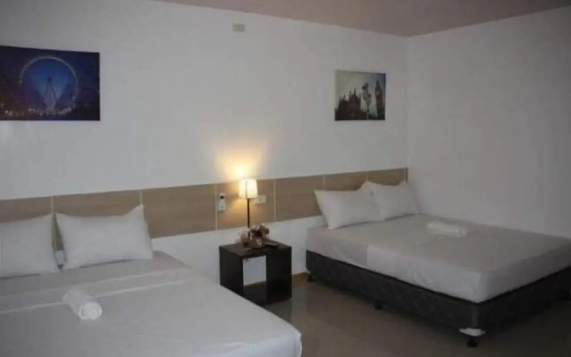 Soi Suites