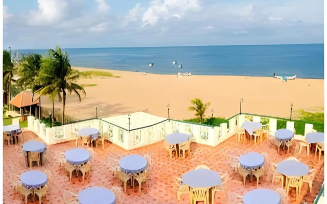 St James Court Beach Resort