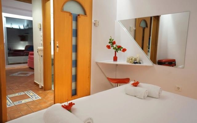 Felix Residence