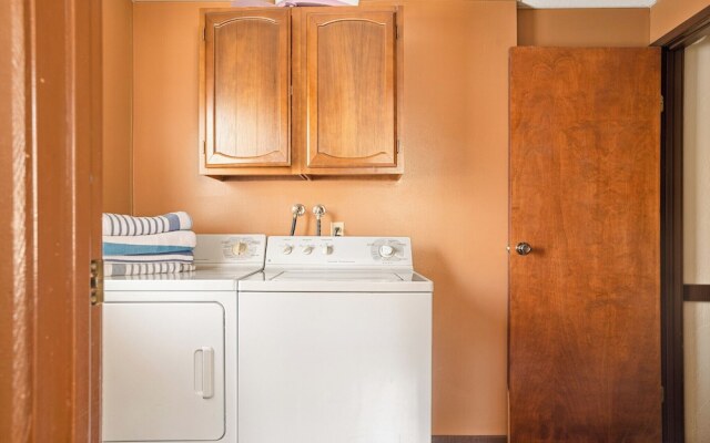 Blue Jay Chalet Unit#5