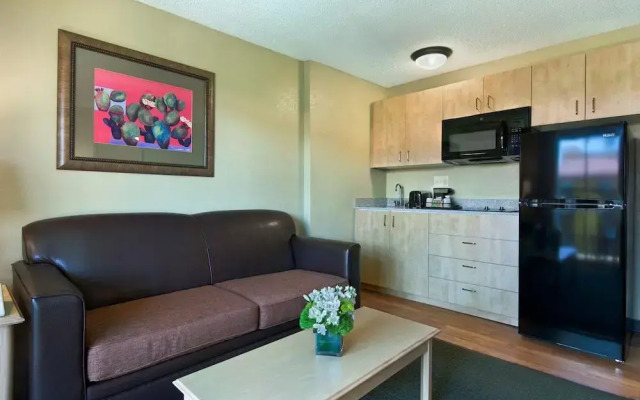 Oxford Inn & Suites Lancaster