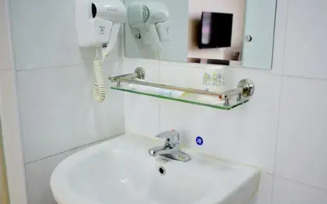 7Days Hotel (Shanxi Baqiuen Hospital West Gate)