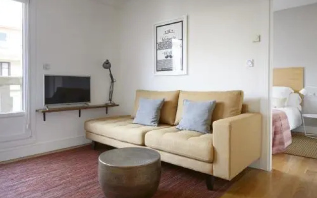 Mirakruz Terrace Apartment by FeelFree Rentals