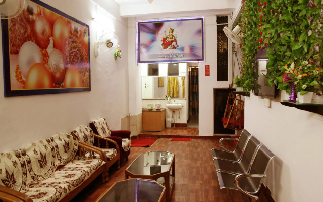 OYO Rooms Mumfordganj Abkari Chauraha