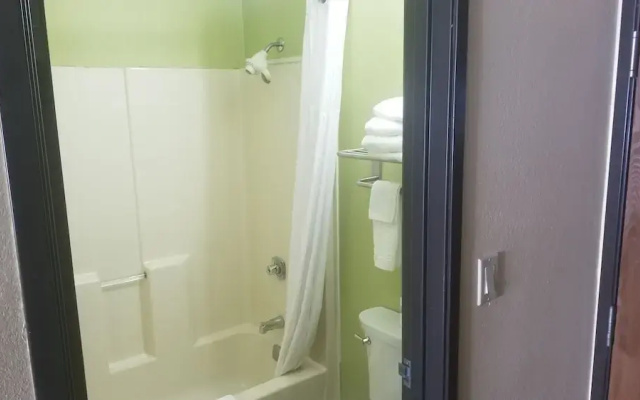Days Inn By Wyndham Springfield