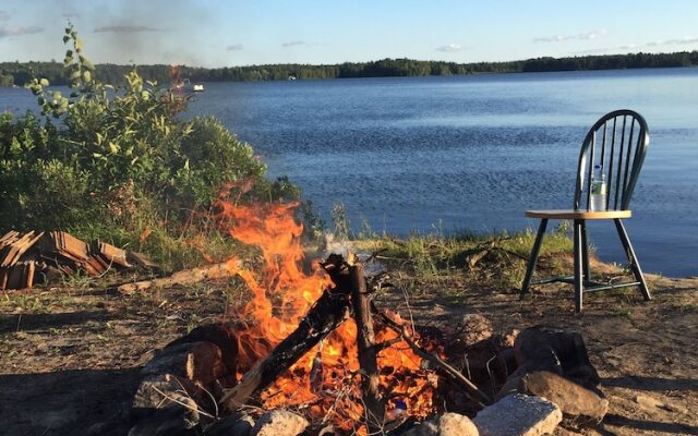 The Shores of Deer Lake