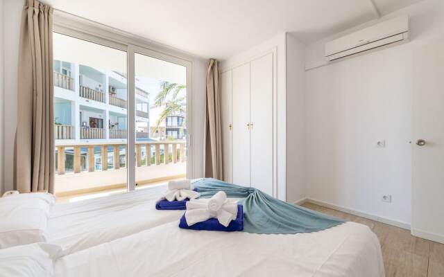 Orange Colom Seaside Apartments