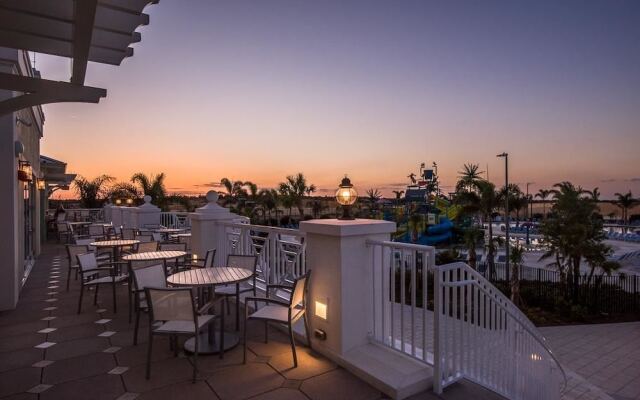 Reunion Holiday Escape