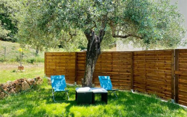 T4 climatisé, avec jardin et parking - au calme