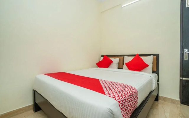 OYO 28119 Omkar Global Inn