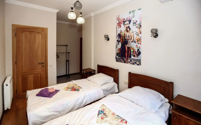 3 Bedroom Apartment near Vake Park