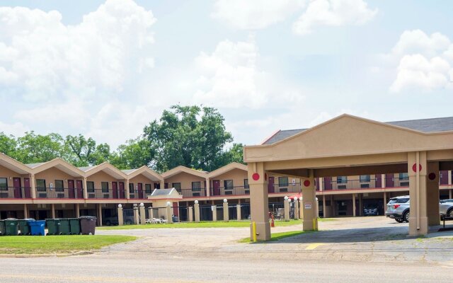 OYO Hotel Opp AL, Floral Hwy